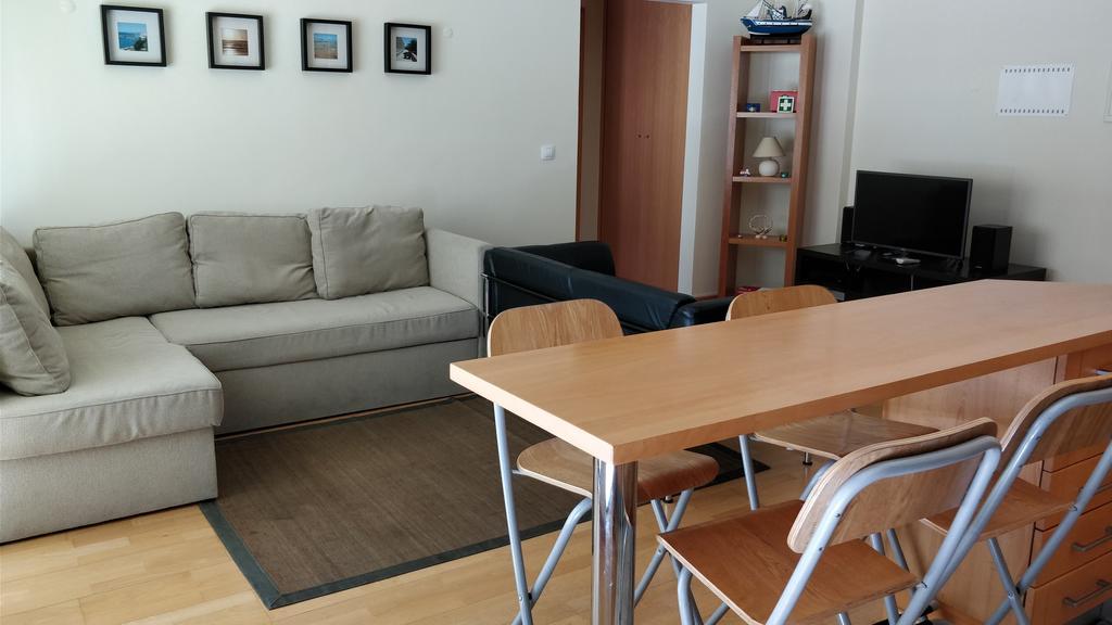 Apartment Flat Sines